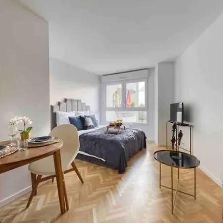 Ferienwohnung 20 M² Metro 7 A 5 Min A Pied Le Kremlin-Bicêtre Exterior foto