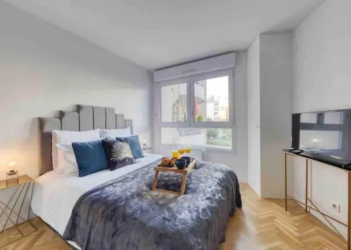 20 M² Metro 7 A 5 Min A Pied